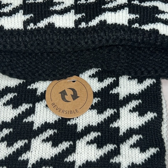 Label gift 2pc Hat & Scarf Set - Picture 3 of 4